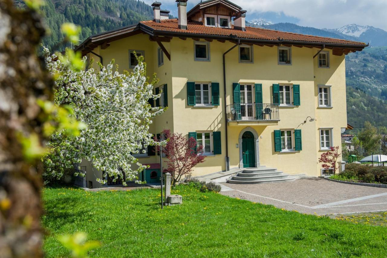 Aparthotel Casa Tomaselli Pellizzano Exterior foto