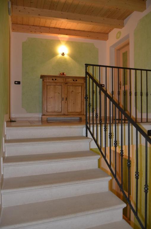 Aparthotel Casa Tomaselli Pellizzano Habitación foto