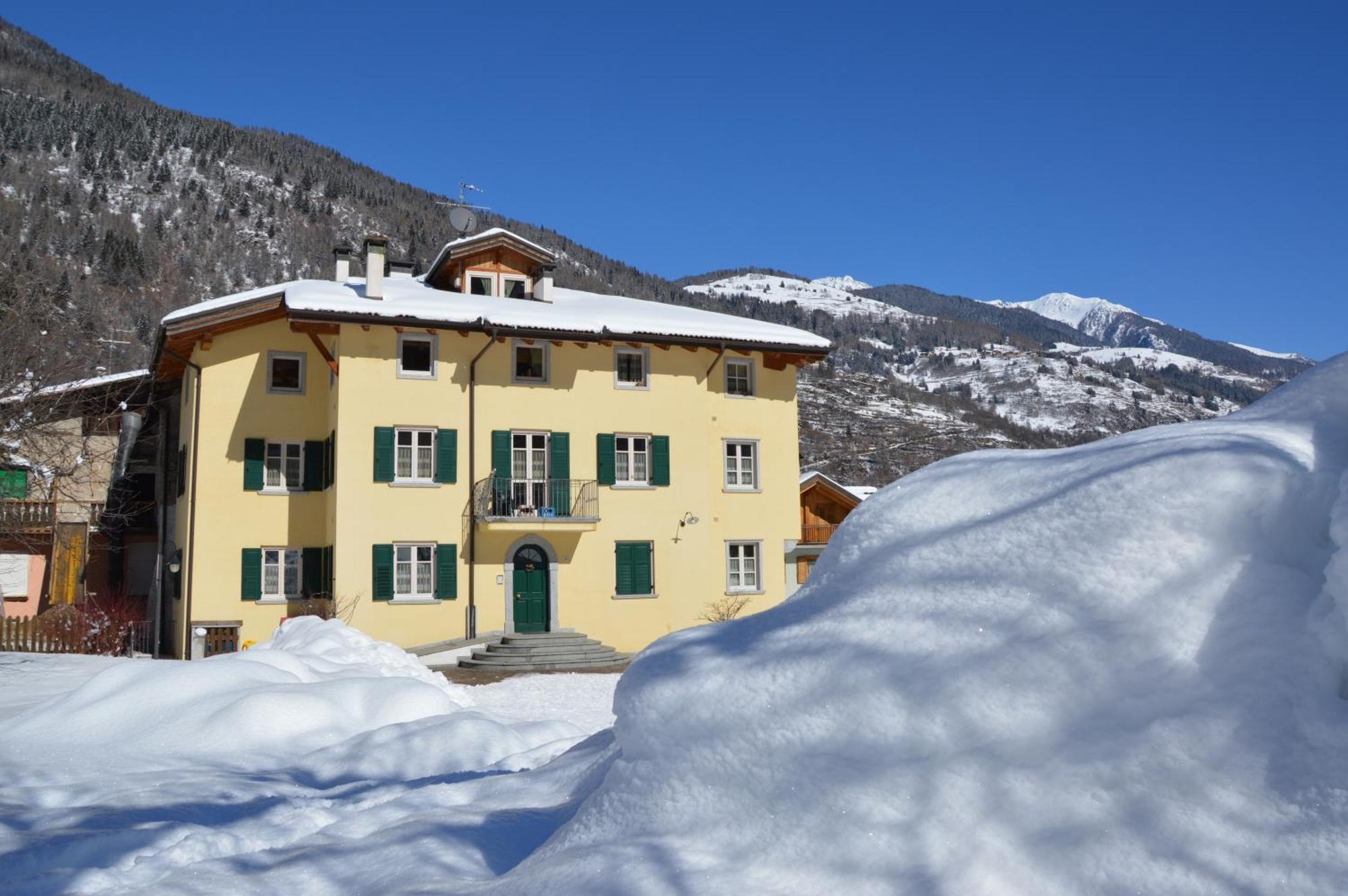 Aparthotel Casa Tomaselli Pellizzano Exterior foto